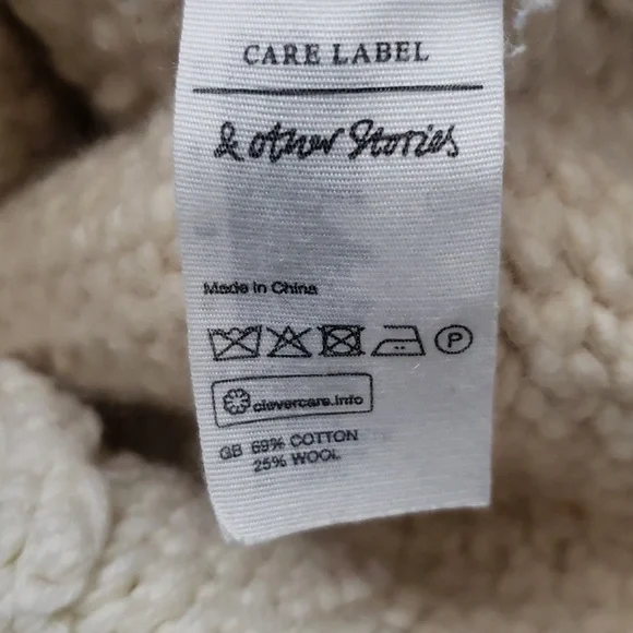 & Other Stories Chunky Cable Sweater Size XS - Picture 14 of 16
